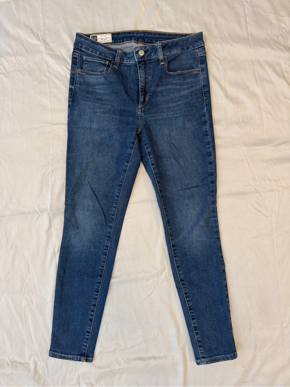GAP Women’s Dark Blue Stretch Skinny Jeans Size 30 / US 10